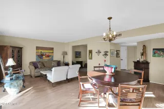 Photo #6: 6796758 Listing