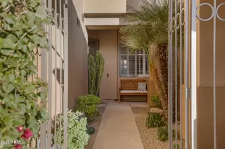 Photo #1: 6796914 Listing 