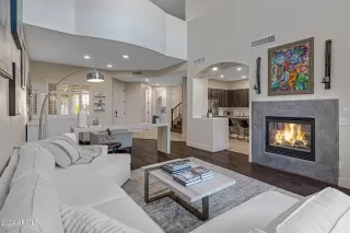 Photo #4: 6796914 Listing 