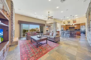 Photo #1: 6796938 Listing