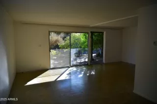 Photo #2: 6797091 Listing 