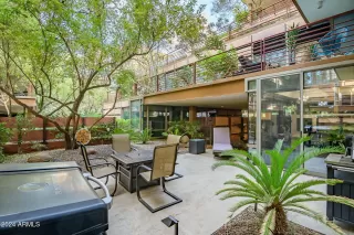 Photo #2: 6797205 Listing 