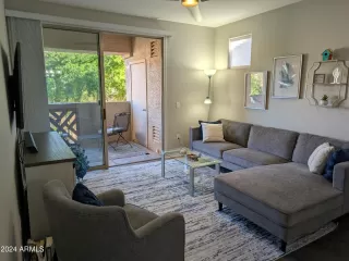 Photo #2: 6797460 Listing 