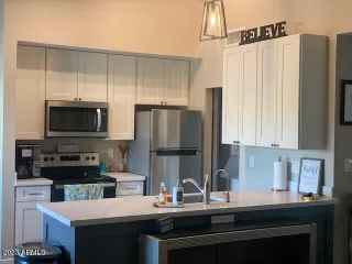 Photo #6: 6797472 Listing