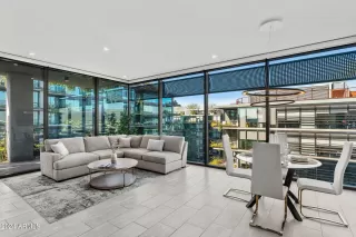 Photo #6: 6798099 Listing 