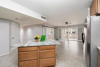 Photo #4: 6798177 Listing 