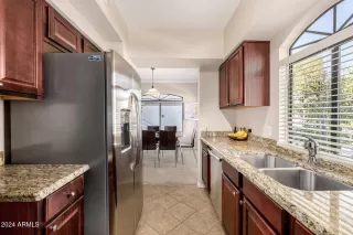 Photo #2: 6798218 Listing 