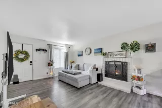 Photo #1: 6798546 Listing