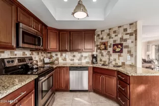 Photo #1: 6798710 Listing