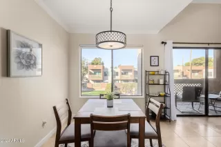 Photo #4: 6798889 Listing 