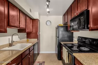 Photo #6: 6798889 Listing 