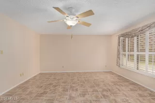 Photo #5: 6798903 Listing