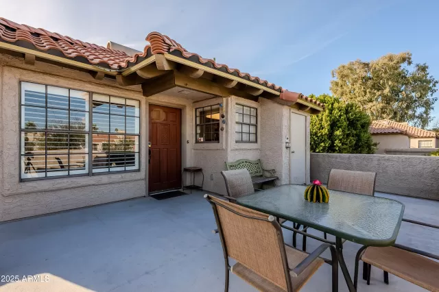 MLS: 6798951 Condo For Sale