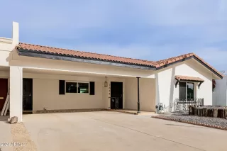 Photo #2: 6798956 Listing