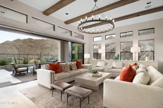 Photo #5: 6798982 Listing 