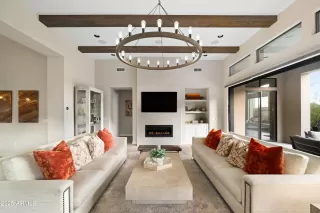 Photo #6: 6798982 Listing 