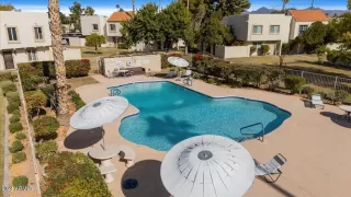 Photo #2: 6799123 Listing