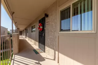 Photo #3: 6799185 Listing