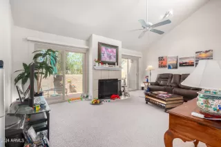 Photo #2: 6799347 Listing