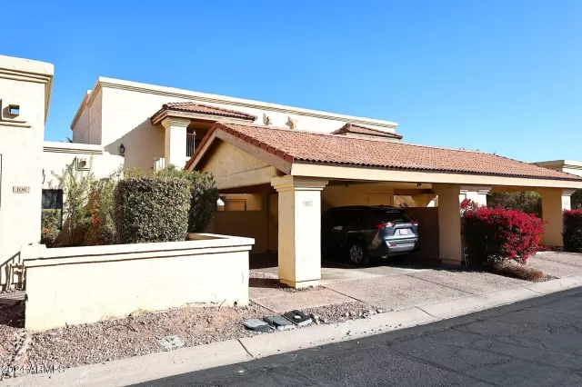 MLS: 6799407 Condo For Sale