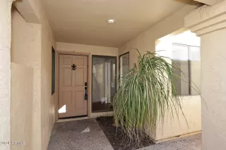 Photo #3: 6799407 Listing