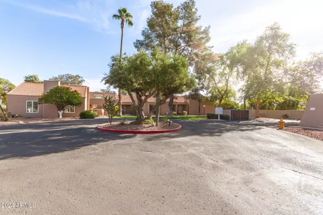 MLS: 6799579 Condo For Sale