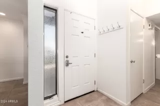 Photo #4: 6799579 Listing 