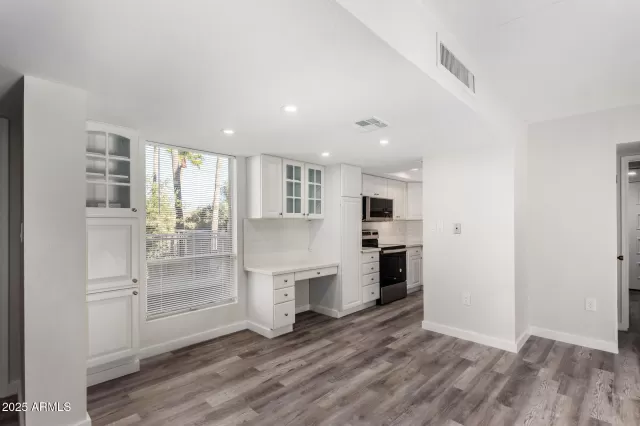 MLS: 6799623 Condo For Sale