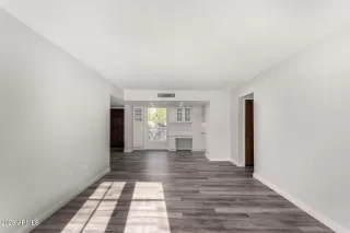 Photo #4: 6799623 Listing 