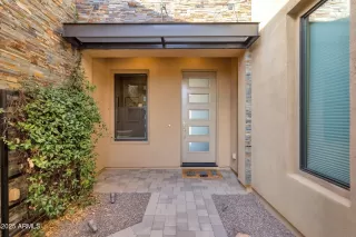 Photo #1: 6799631 Listing