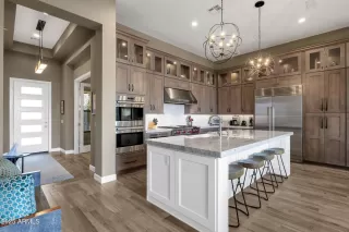 Photo #3: 6799631 Listing