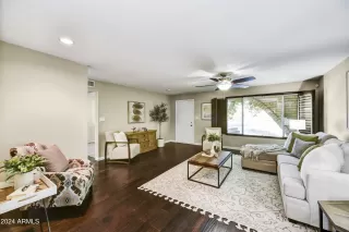 Photo #1: 6799661 Listing