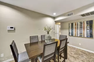 Photo #6: 6799661 Listing