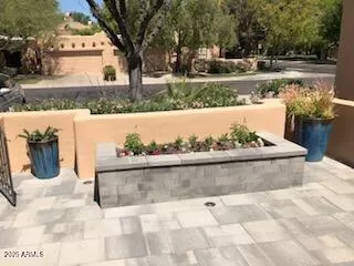 Photo #1: 6799728 Listing