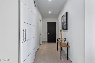 Photo #2: 6799887 Listing