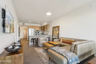 Photo #1: 6800157 Listing