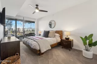 Photo #6: 6800157 Listing