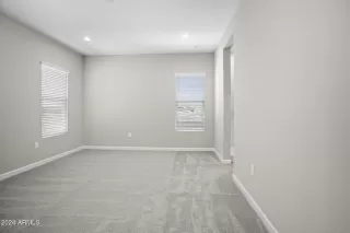 Photo #5: 6800232 Listing 