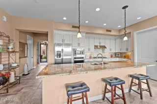 Photo #4: 6800281 Listing 