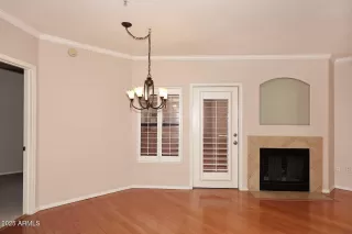 Photo #5: 6800410 Listing 