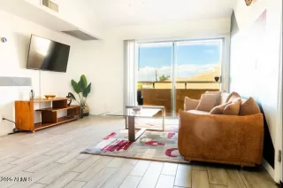 Photo #4: 6800523 Listing 