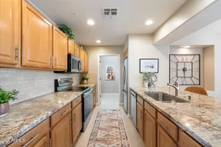 Photo #6: 6800775 Listing