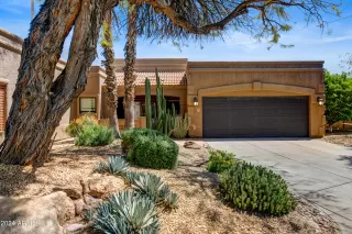 Photo #1: 6800907 Listing
