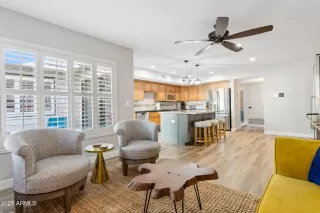 Photo #4: 6801005 Listing 