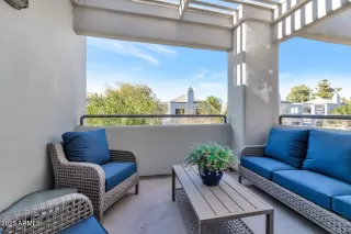 Photo #4: 6801119 Listing 