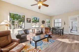 Photo #3: 6801311 Listing