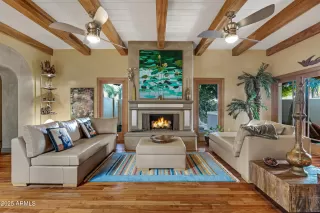 Photo #5: 6801549 Listing