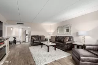 Photo #2: 6801792 Listing 