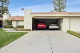 Photo #3: 6802041 Listing