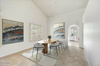 Photo #3: 6802217 Listing